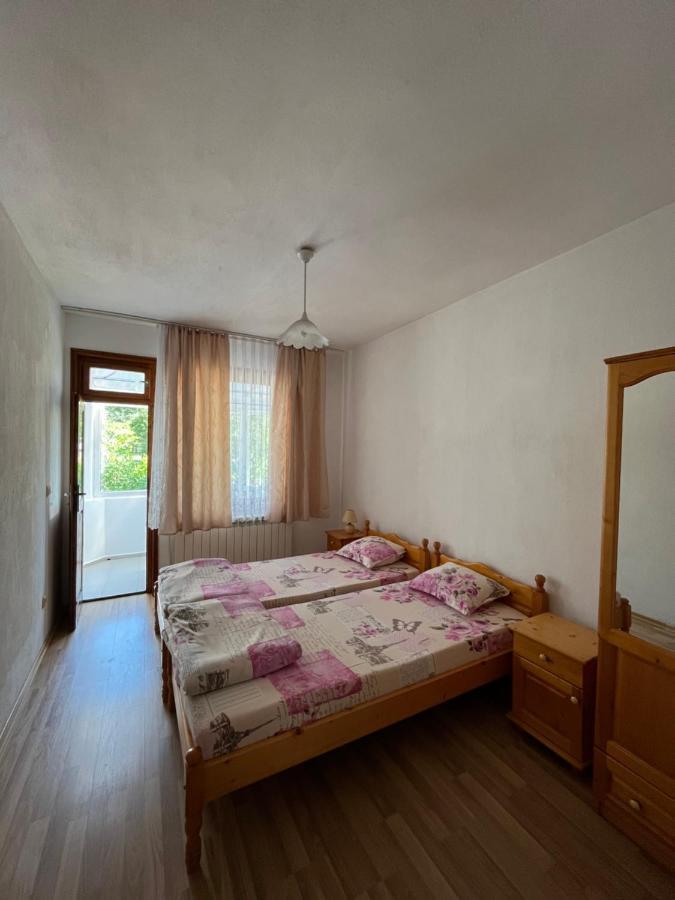 "Калоянови" Hotel Tsarevo Luaran gambar